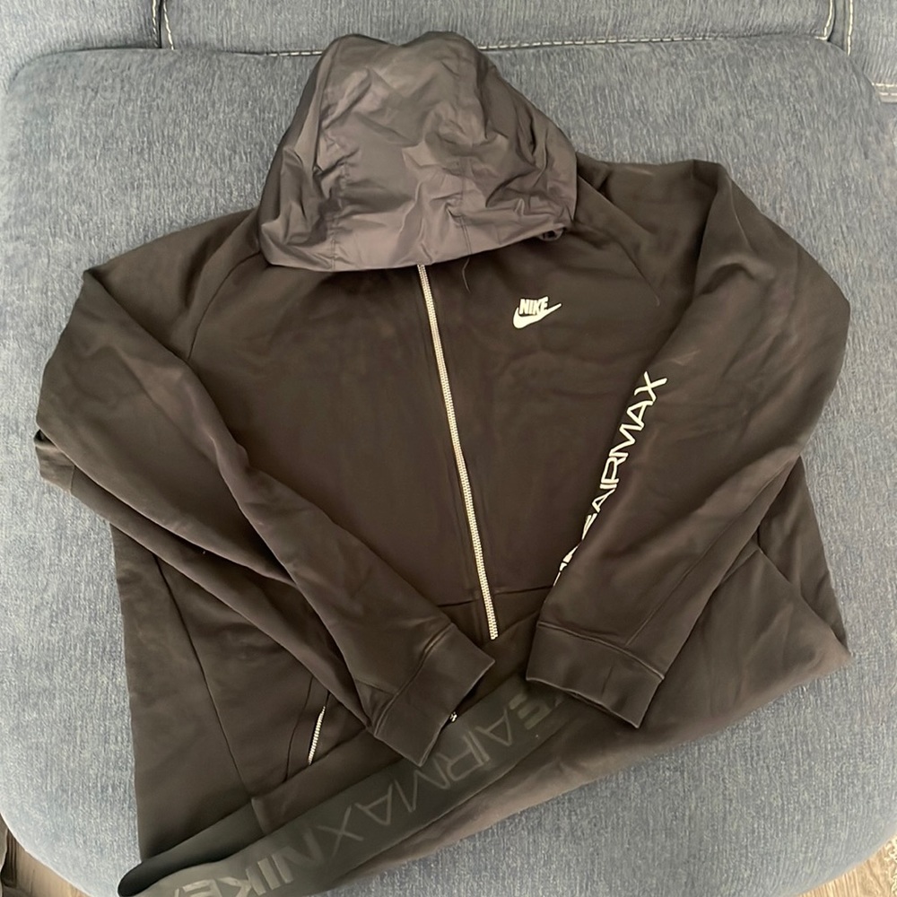 Men’s Nike air max jacket